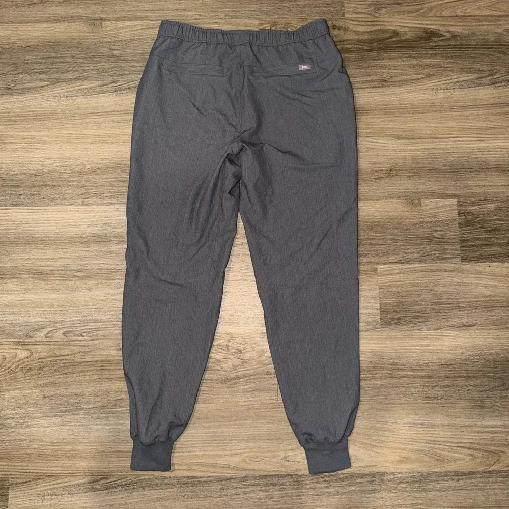 FIGS Tansen Jogger Scrub Pants Graphite Gray Men's Medium Elastic Waist